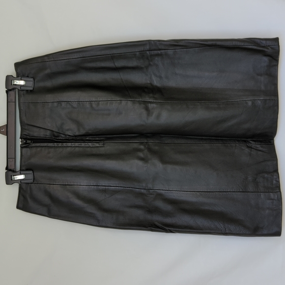 WILSON'S LEATHER | Vintage 100% Leather Pencil Midi Skirt, Black - Picture 3 of 3
